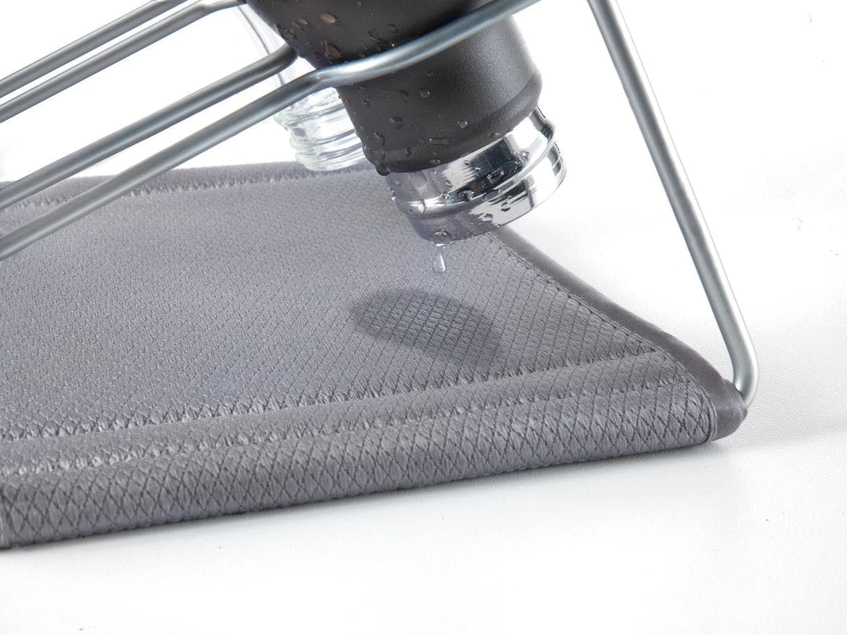 Null Abtropfgestell Für 3 Flaschen Mit Deckenhalter & Mikrofasermatte Ca. 30x17x14 Cm 7 Null Abtropfgestell Für 3 Flaschen Mit Deckenhalter & Mikrofasermatte Ca. 30x17x14 Cm – Bild 7